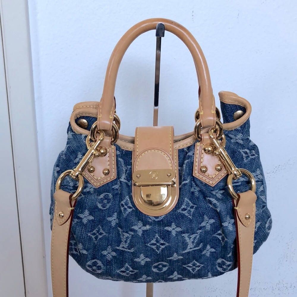 🌺🌺 STUNNING 🌺🌺 Louis Vuitton Denim Pleaty